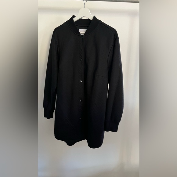 Black Quilted Jacket/sweater - Picture 1 of 7